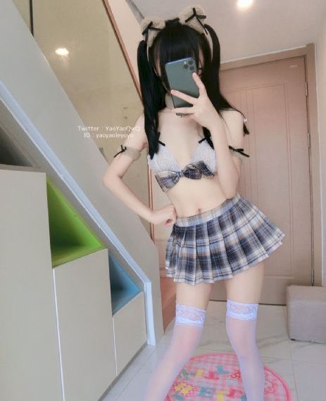 艾曼纽4