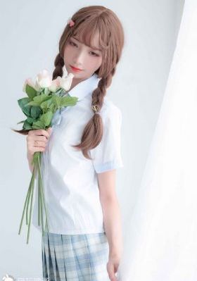 我在你床下
