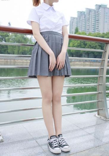 韩国电影《两个女人》未删减