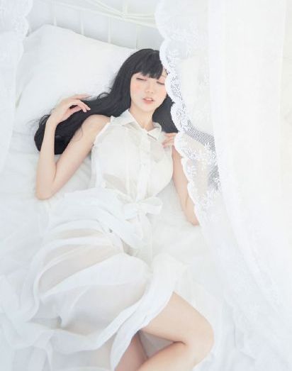 艾曼纽4